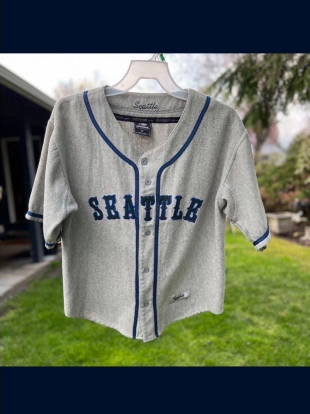 VTG RARE COLOSSEUM AMERICAN
HERITAGE SEATTLE MARINERS
BASEBALL JERSEY